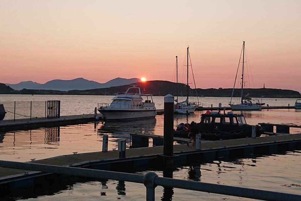 Newly Refurbished Town Centre Apartment Oban Esterno foto