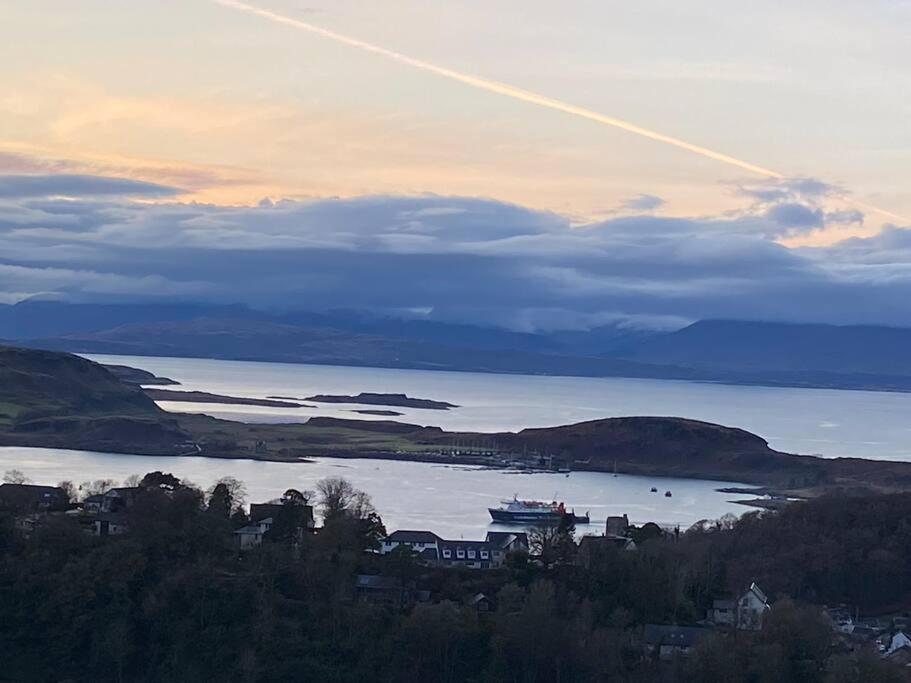 Newly Refurbished Town Centre Apartment Oban Esterno foto